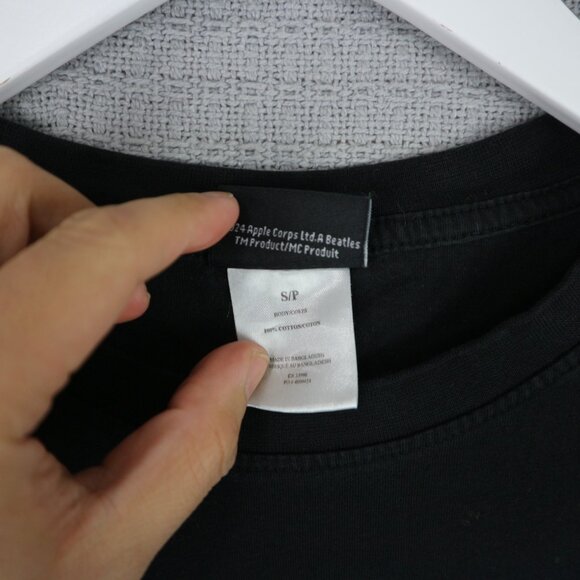 The Beatles Abbey Road Graphic Tee 2024 Mens Small Black - Picture 5 of 8